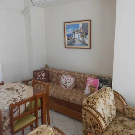 Koula's Cozy Daire